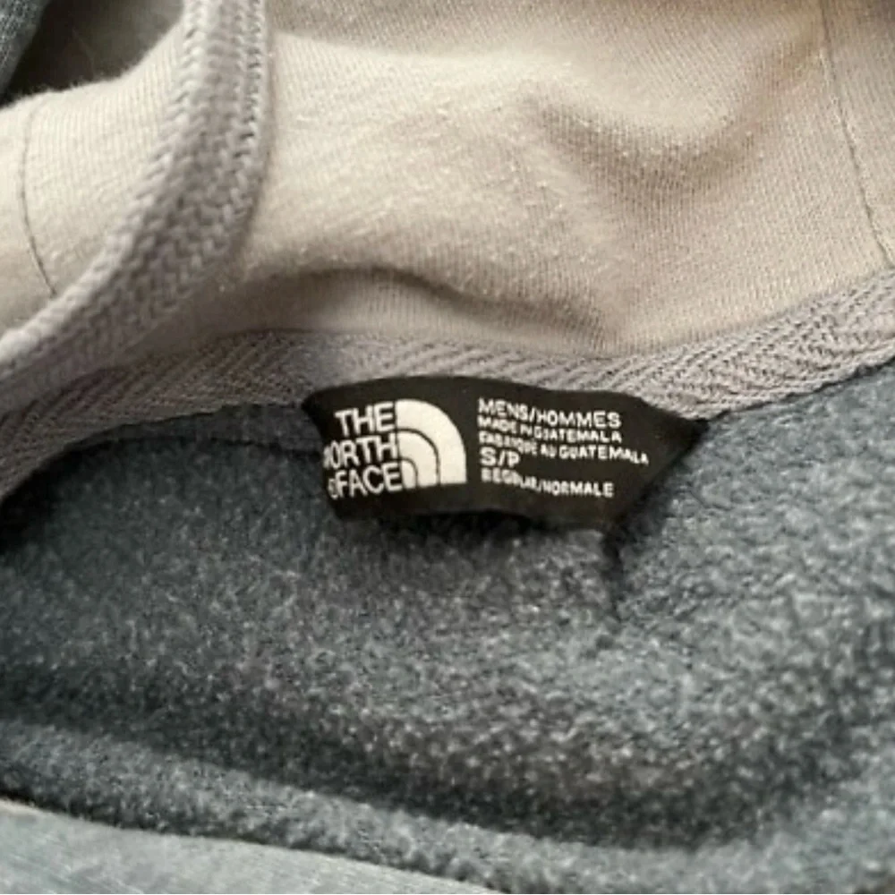 The North Face Men’s Hoodie Hooded Sweatshirt -SZ S - Graphic Print Grey